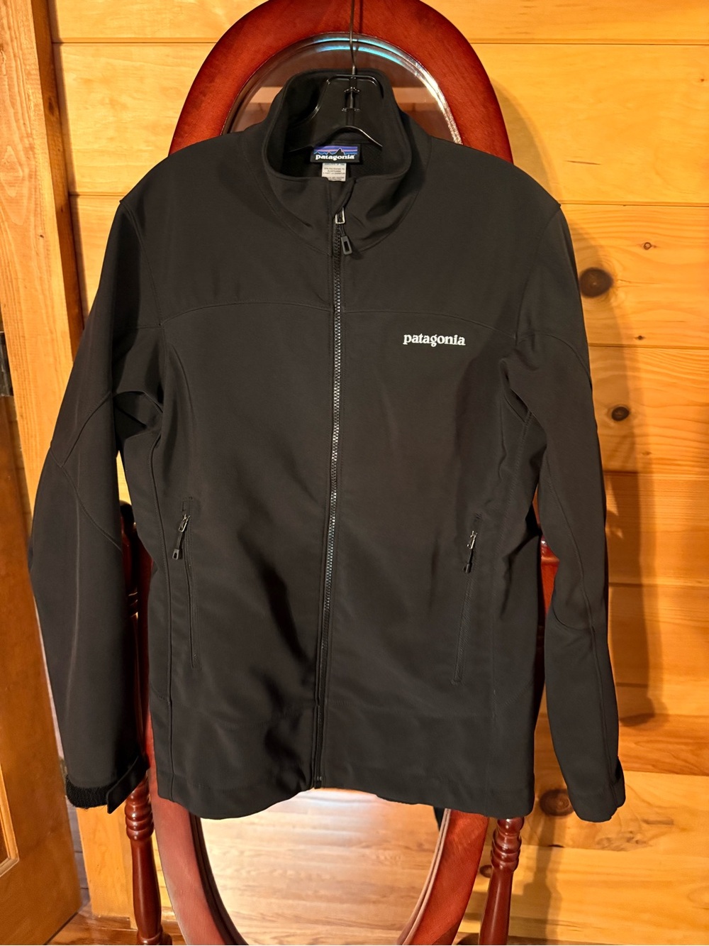 Patagonia Women’s Black Polartec Windbloc Jacket with Full Zip